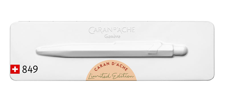 849 CLAIM YOUR STYLE Bolígrafo Beige - Caran d'Ache Colombia