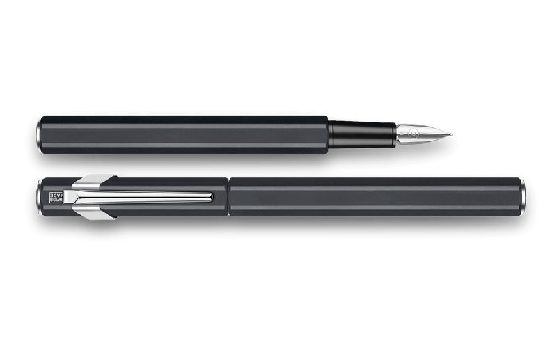849 Pluma Negra - Caran d'Ache Colombia
