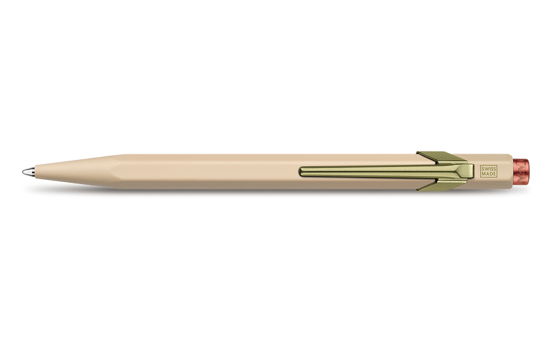 849 CLAIM YOUR STYLE Bolígrafo Beige - Caran d'Ache Colombia